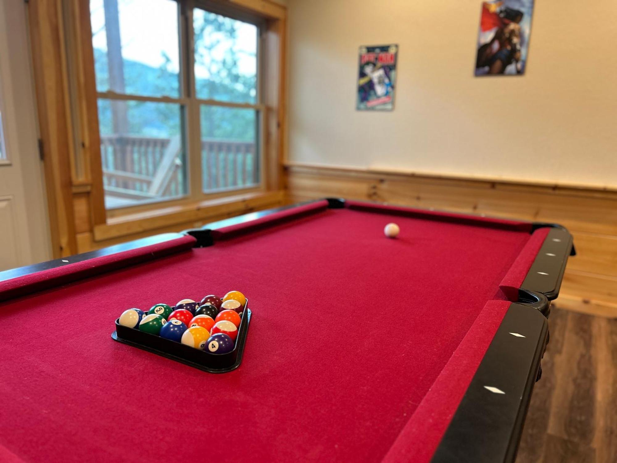 Prime Location & Loaded For Family Fun Villa Pigeon Forge Bagian luar foto